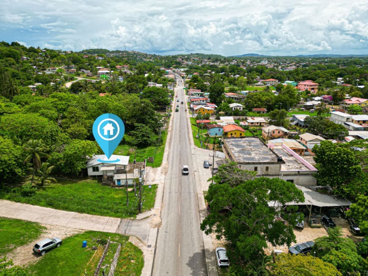 Commercial Property for Sale in Santa Elena