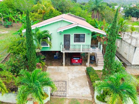 guest house for sale in Belize