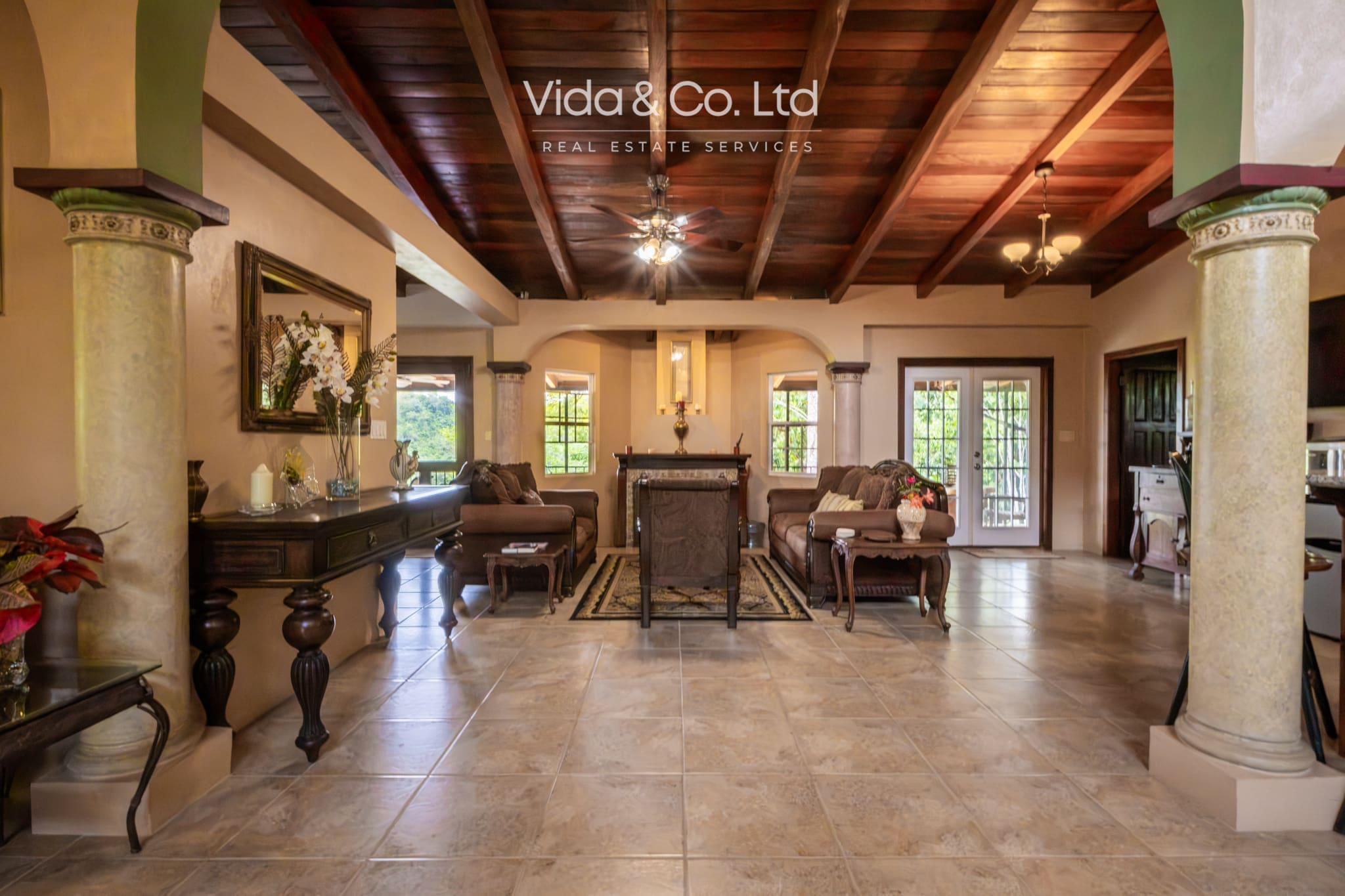 Luxury homes in Belize