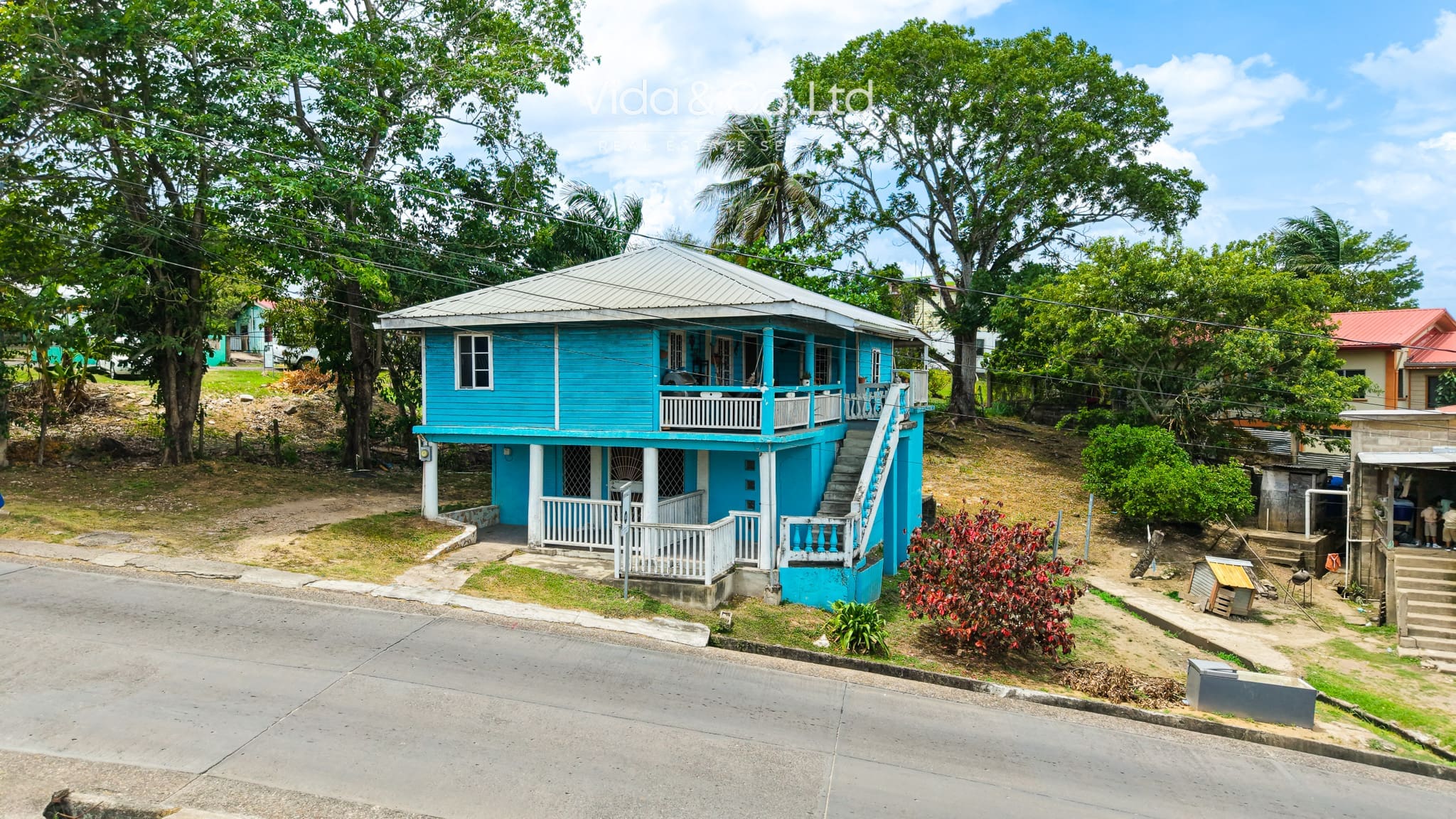 Mixed-Use-Property-for-Sale-in-San-Ignacio-Belize