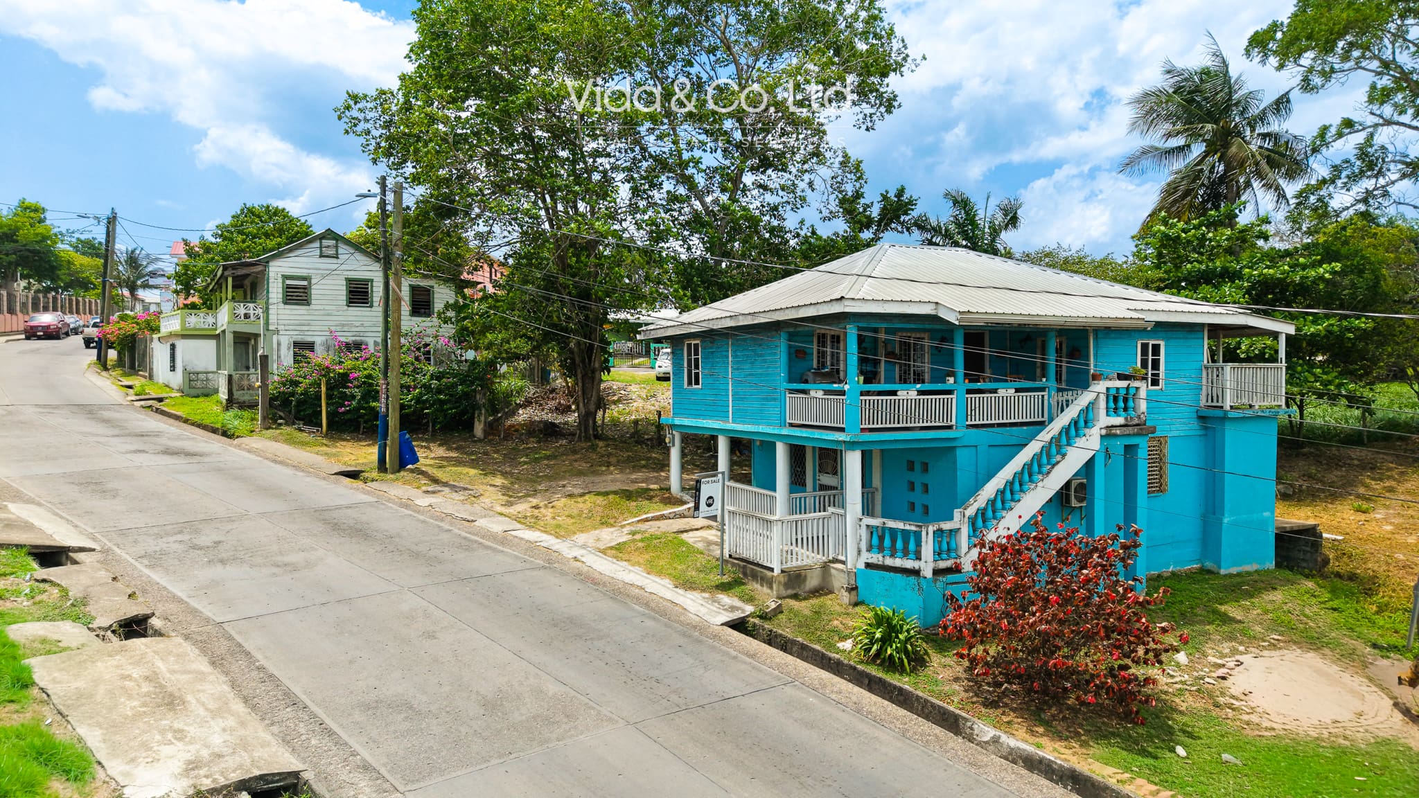 Mixed-Use-Property-for-Sale-in-San-Ignacio-Belize