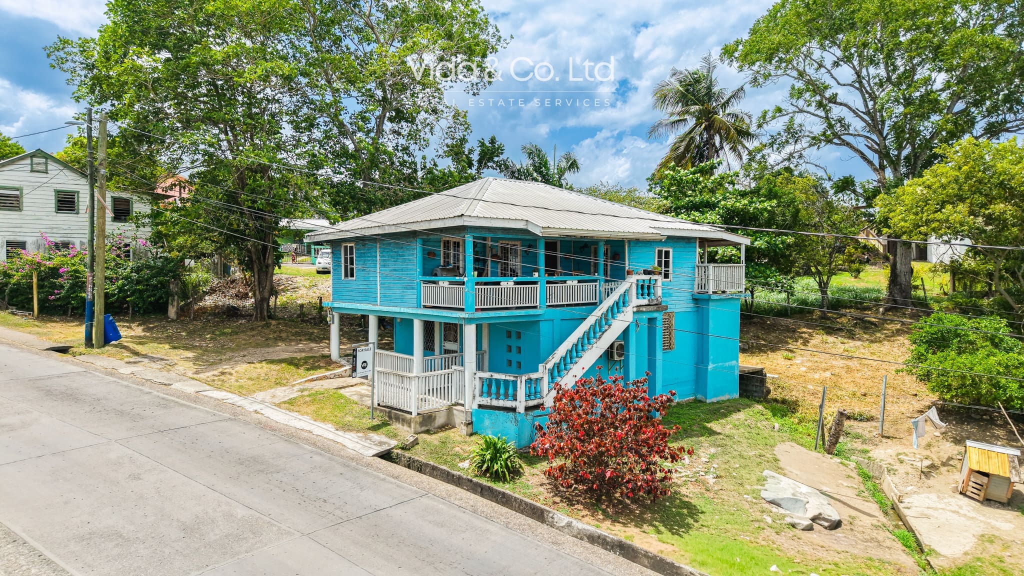 Mixed-Use-Property-for-Sale-in-San-Ignacio-Belize