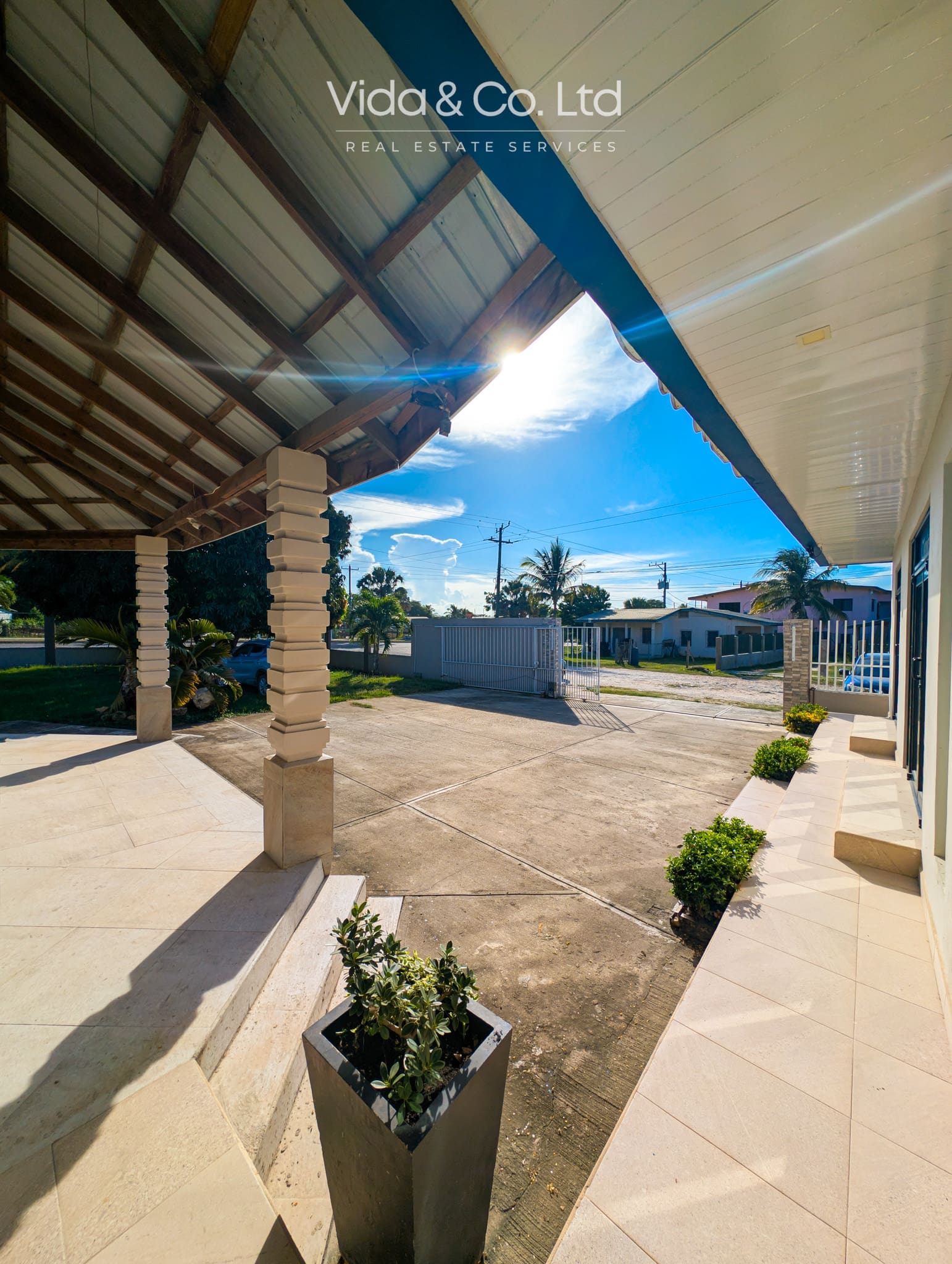 Santa-Elena-Cayo-Commercial-Rental